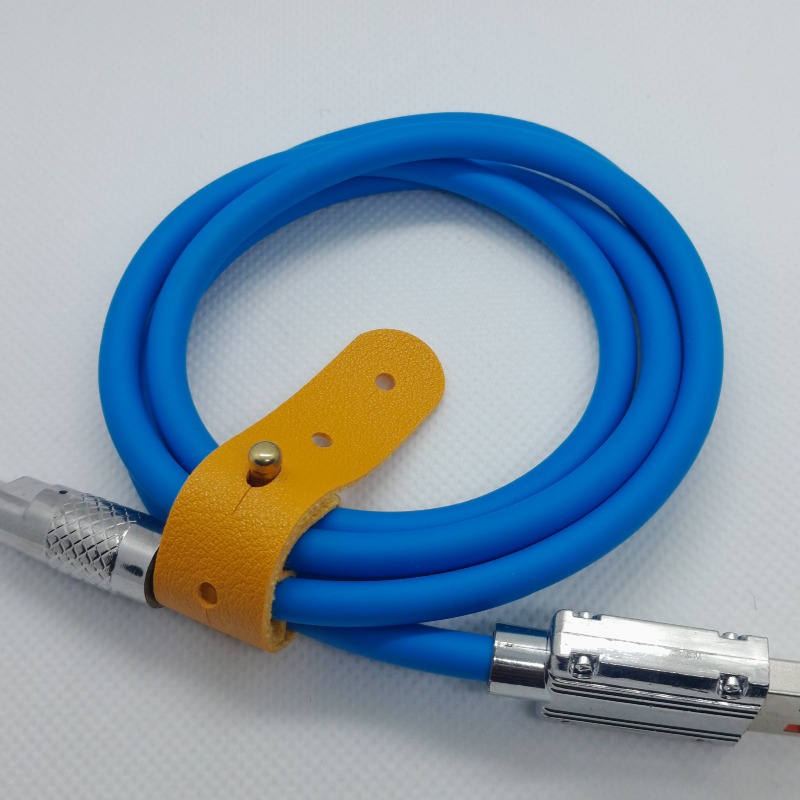 "Câble Américain USB Type-C: Recharge téléphone et transfert d'images"