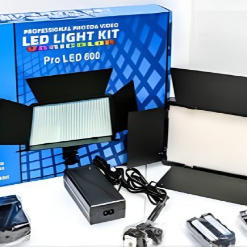 Kit d'éclairage LED Pro LED 600 avec support – Luminosité réglable et portes de grange pour un meilleur contrôle de la lumière  