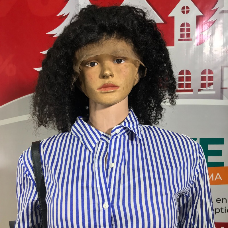 Démi-Complet Elengui ya Mwasi: Perruque, Sac et chemise longue pour femme