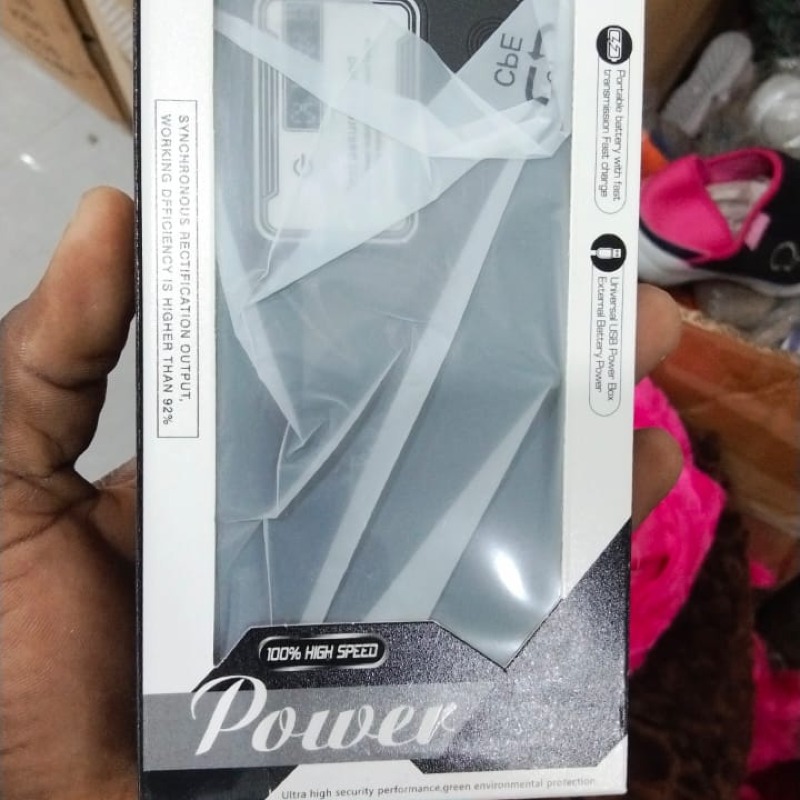 POWER BANK 10 000 mAh – Votre compagnon anti batterie sèche !
