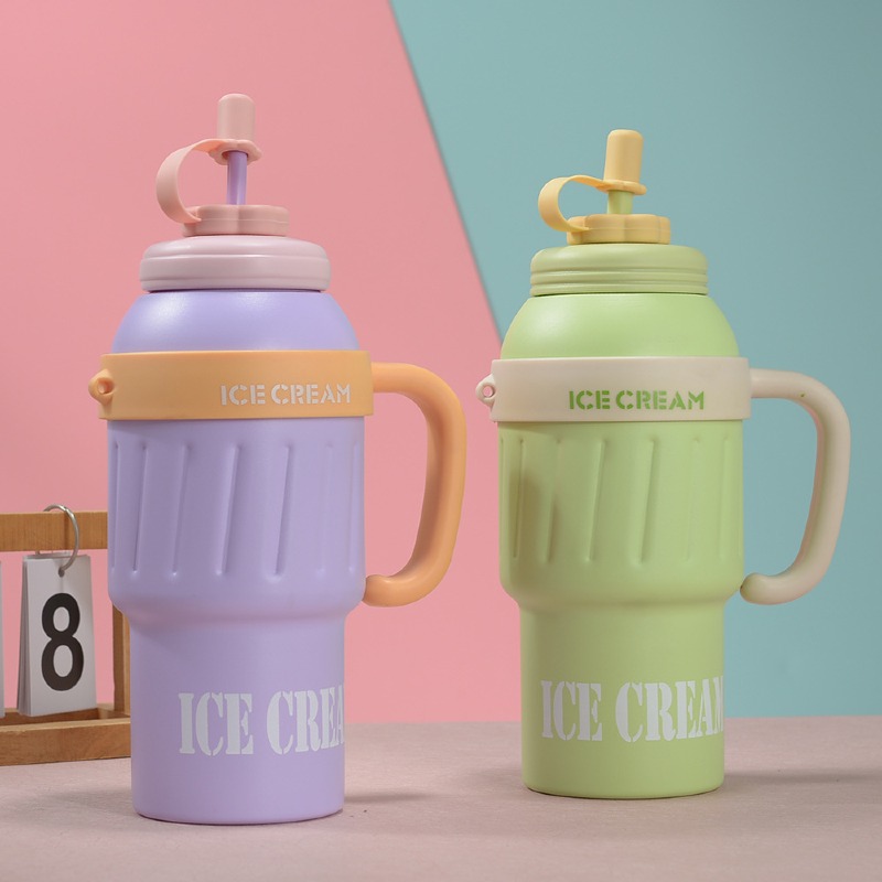 Tasse isotherme en acier inoxydable  à isolation de grande capacité avec paille