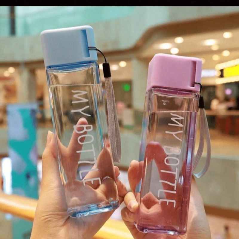 Bouteille d'eau en plastique mignonne de 500ml avec ficelle