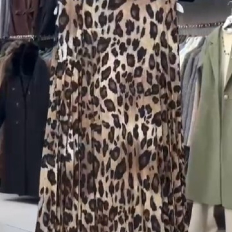Trench Élégance Léopard “Reine Sauvage”
