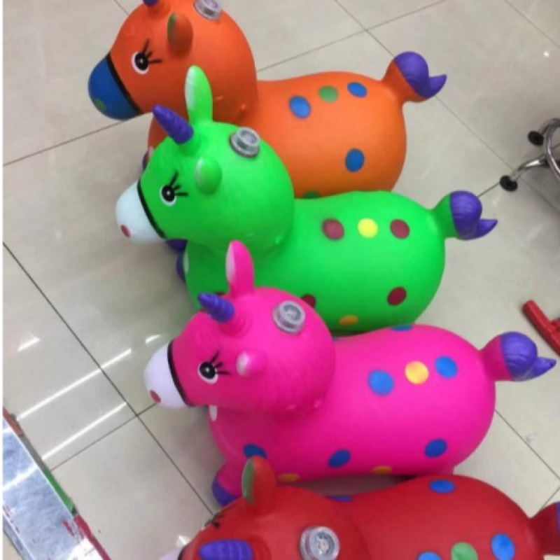 "ballon sauteur licorne"