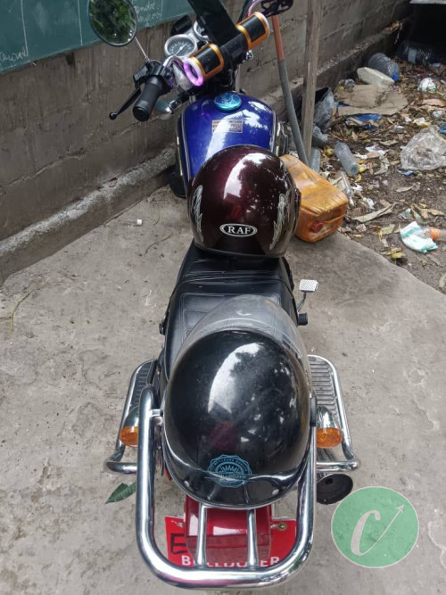 moto à prix discutable 