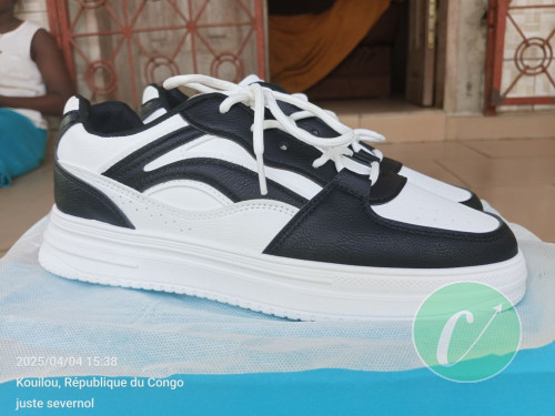 pair de chaussures 