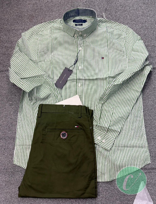 Ensemble chemise et pantalon 