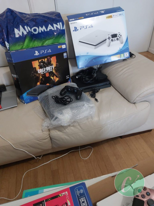 Play Station 4 
