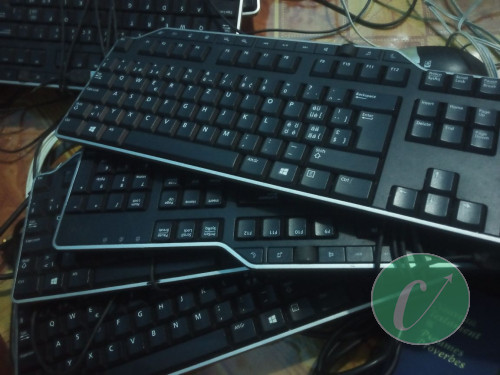 Clavier avec fil 