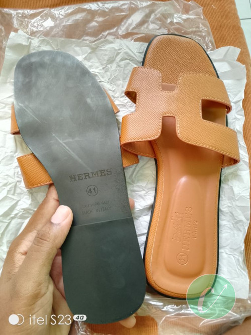 sandales Céline et Hermes 
