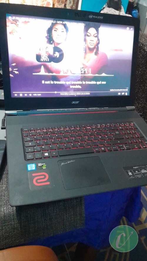 Acer V 17 nitro Black édition gaming core i7 6th ram 16 gb SSD 128 gb et 1T batterie 🔋 béton 
taille écran 17 pouces
prix:  275.000frs mil discutable légèrement
Ville Brazzaville quartier Makelekele