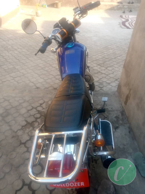 moto à prix discutable 